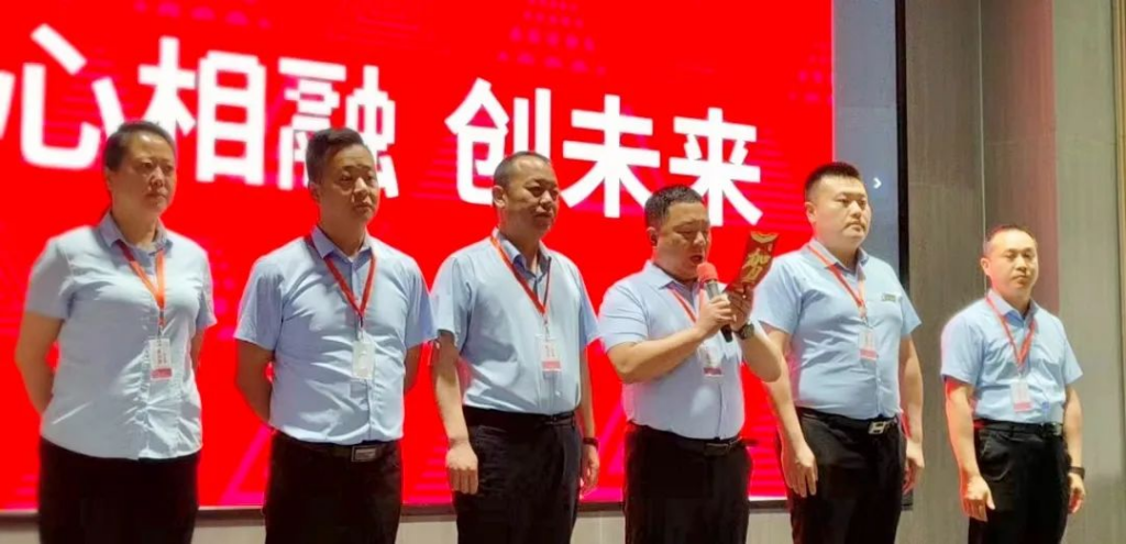 趣味运动结伴同行 | 日博集团物流趣味运动会