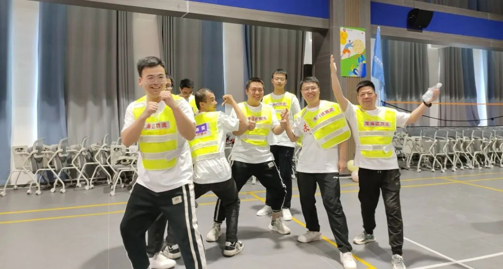 趣味运动结伴同行 | 日博集团物流趣味运动会
