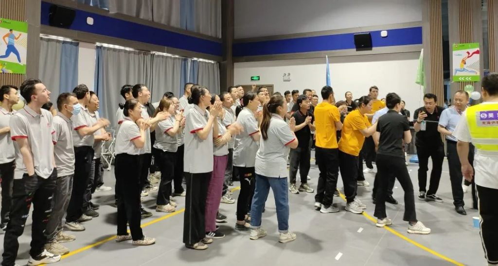 趣味运动结伴同行 | 日博集团物流趣味运动会
